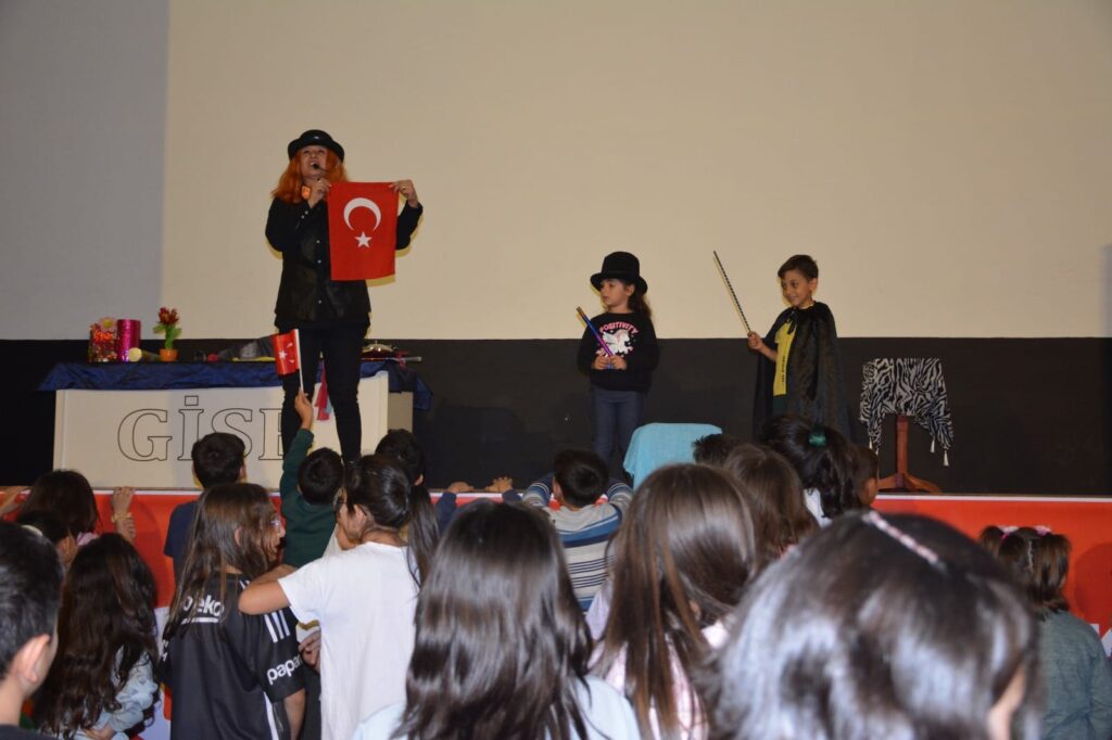 100. Yıl Kutlamalarında Çocuklar İçin Etkinlikler Düzenlendi