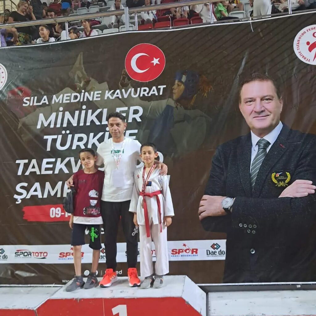 ZİLE BELEDİYESPOR KULÜBÜ sporcumuz Ahmet Ege Baştuğ Türkiye Üçüncüsü Olmuştur.