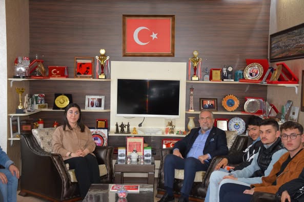 Sosyal Gençlik Kulübü’nden Başkan Sargın’a Ziyaret