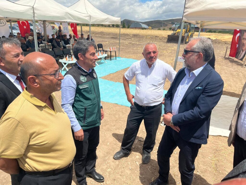 Karşıyaka Köyü’nde Tapu Teslim Töreni Gerçekleştirildi