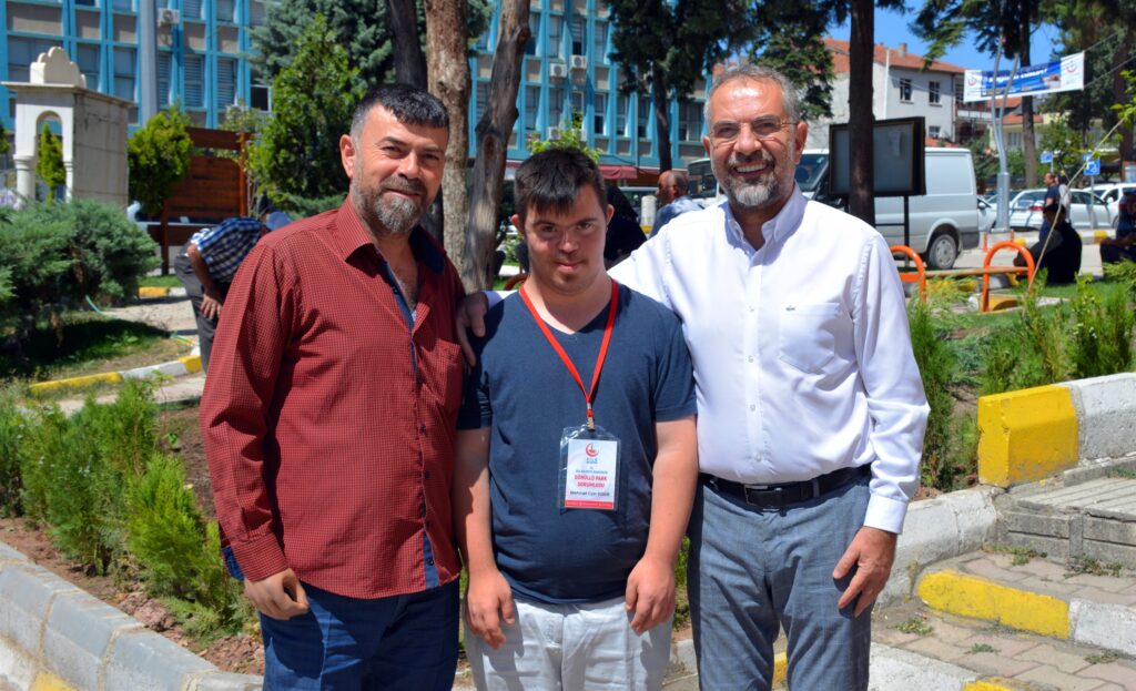 Özel Kardeşlerimize Gönüllü Park Görevi