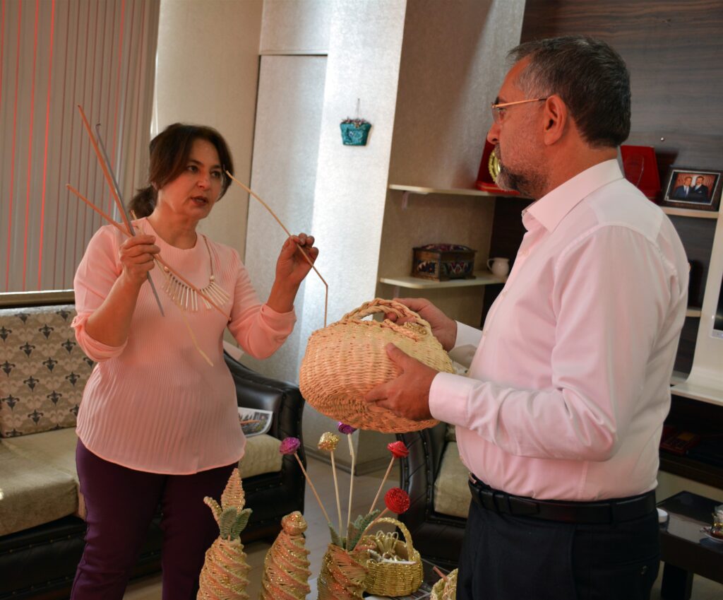 Üreten Kadınlarımızın Yanındayız