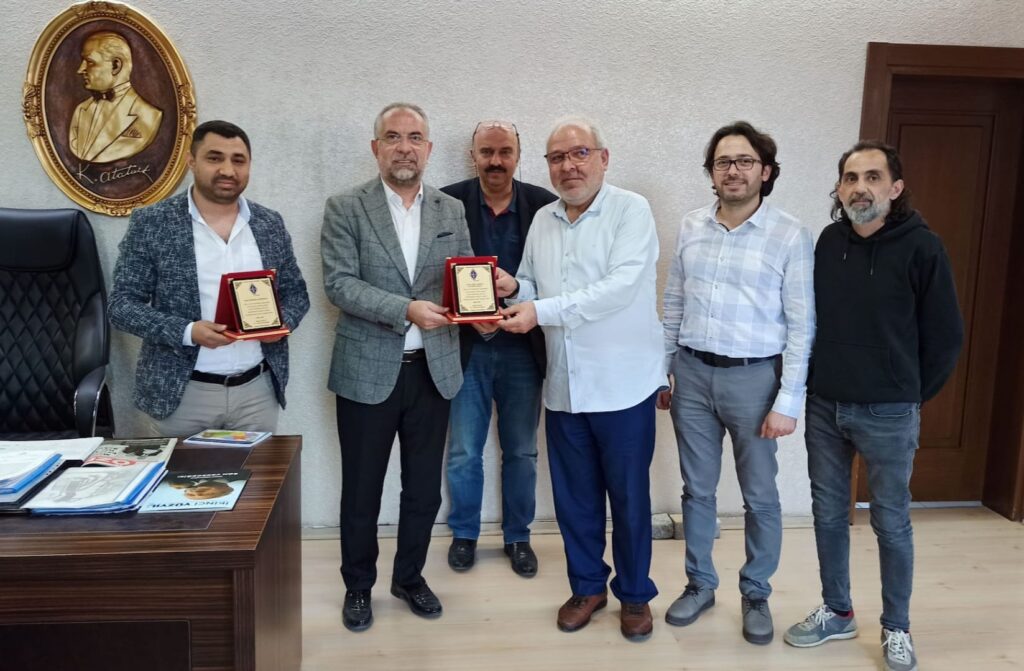 Amatör Telsizcilerden Başkan Sargın’a Teşekkür Plaketi