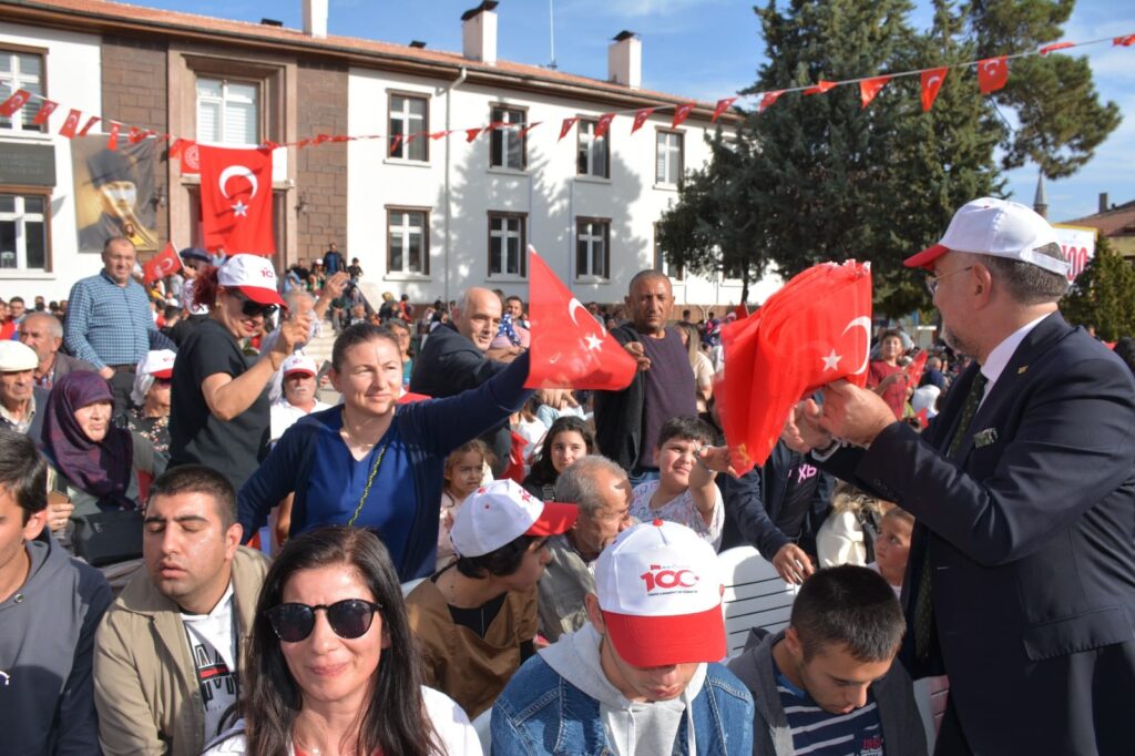 Zile’de 100. Yıl Coşkuyla Kutlandı