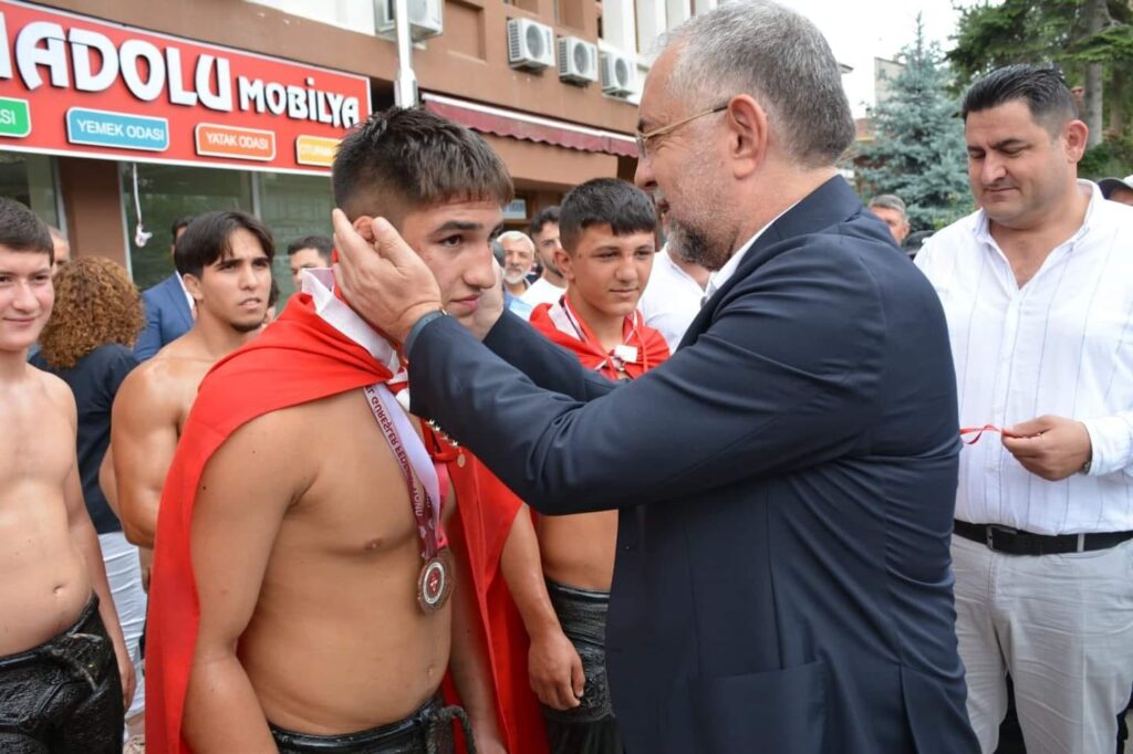 ASIRLIK ZİLE PANAYIR GÜREŞLERİ ULUSLARARASI OLDU