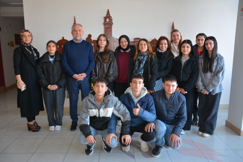 Zile Dinçerler Ticaret Lisesi Öğrencilerinden Çevreye Duyarlı Ziyaret