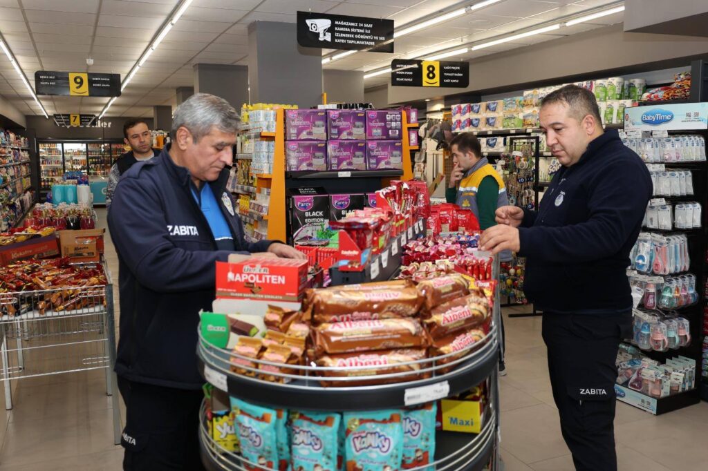 Zabıta Ekiplerinden Marketlerde Sıkı Denetim