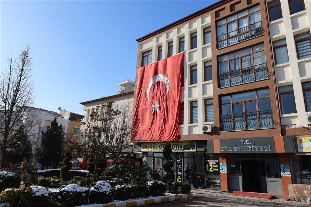 Başkan Sargın’dan ZİLE Gibi Tepki