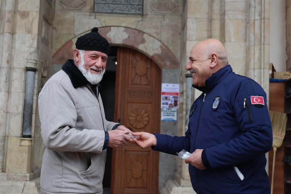 Gönüllerin Birleştiği Gece: Berat Kandili