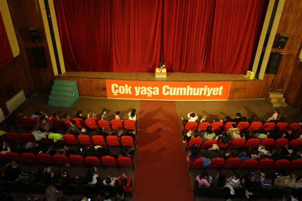 Saray Sineması’nda sanat ve eğlence dolu bir akşam yaşadık!