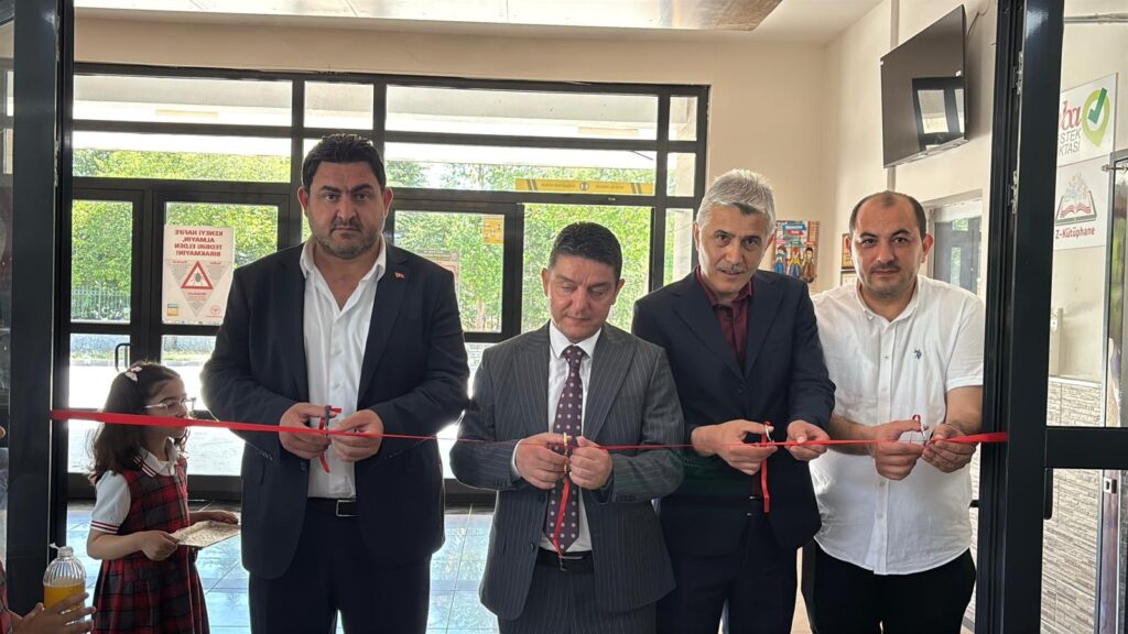 Öğrenciler Ödüllerine Kavuştu