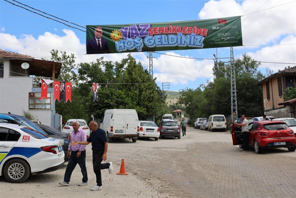 Zile Belediyesi Yaz Şenlikleri, Hemşehrilerimizin Yoğun İlgisi ve Katılımıyla Festival Havasında Gerçekleştirildi